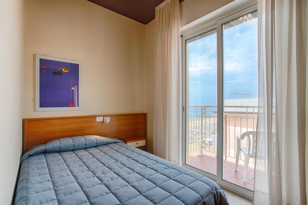 Hotel Ancora Lido di Jesolo Esterno foto