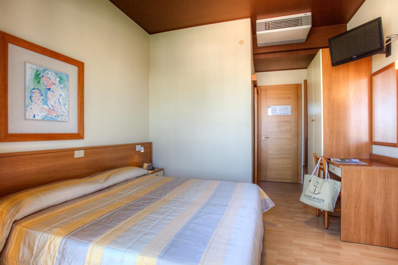 Hotel Ancora Lido di Jesolo Esterno foto