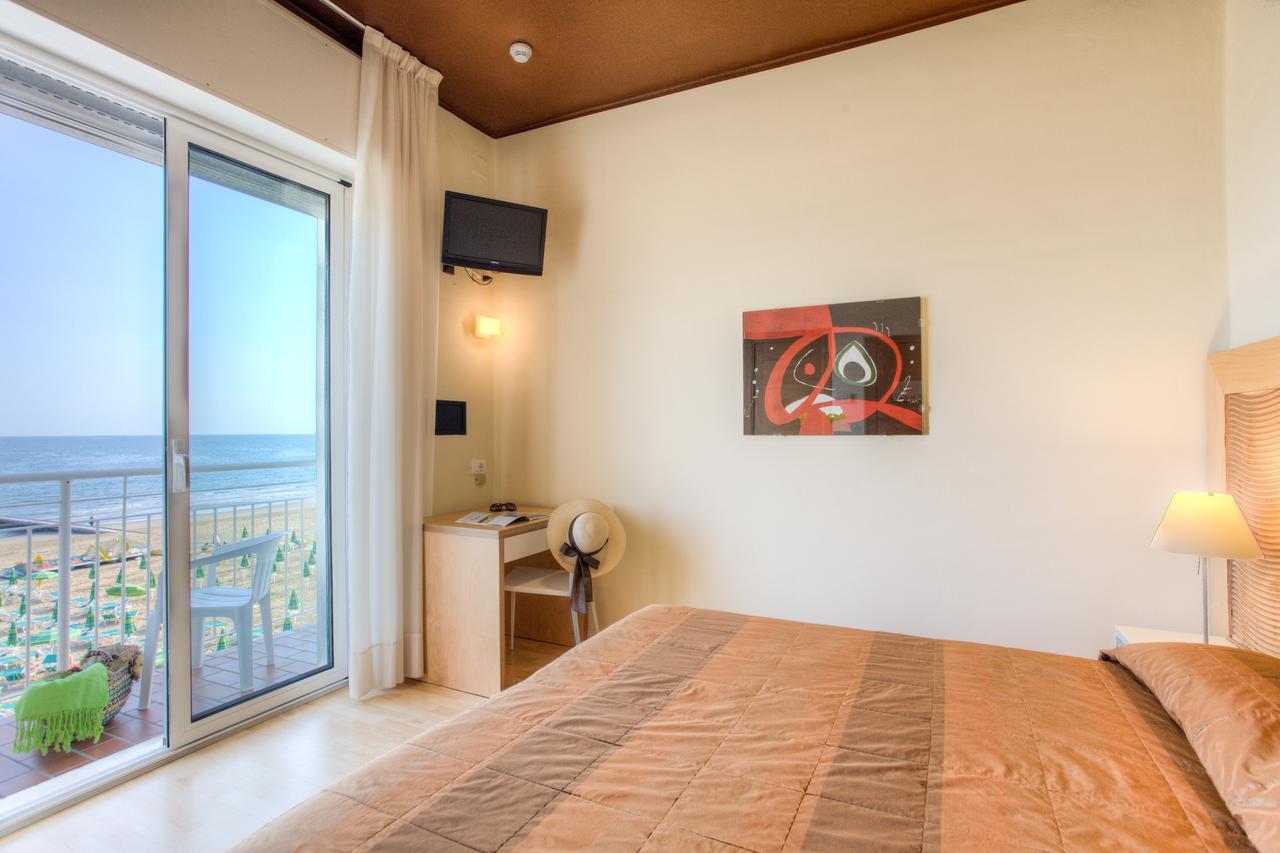 Hotel Ancora Lido di Jesolo Esterno foto